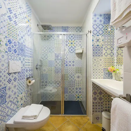 Fuoro 10 Apartmán *